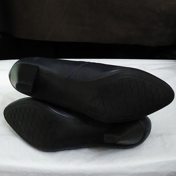 Rialto Women's Sarina Ankle Boot Navy 8.5 Wide - Picture 4 of 15